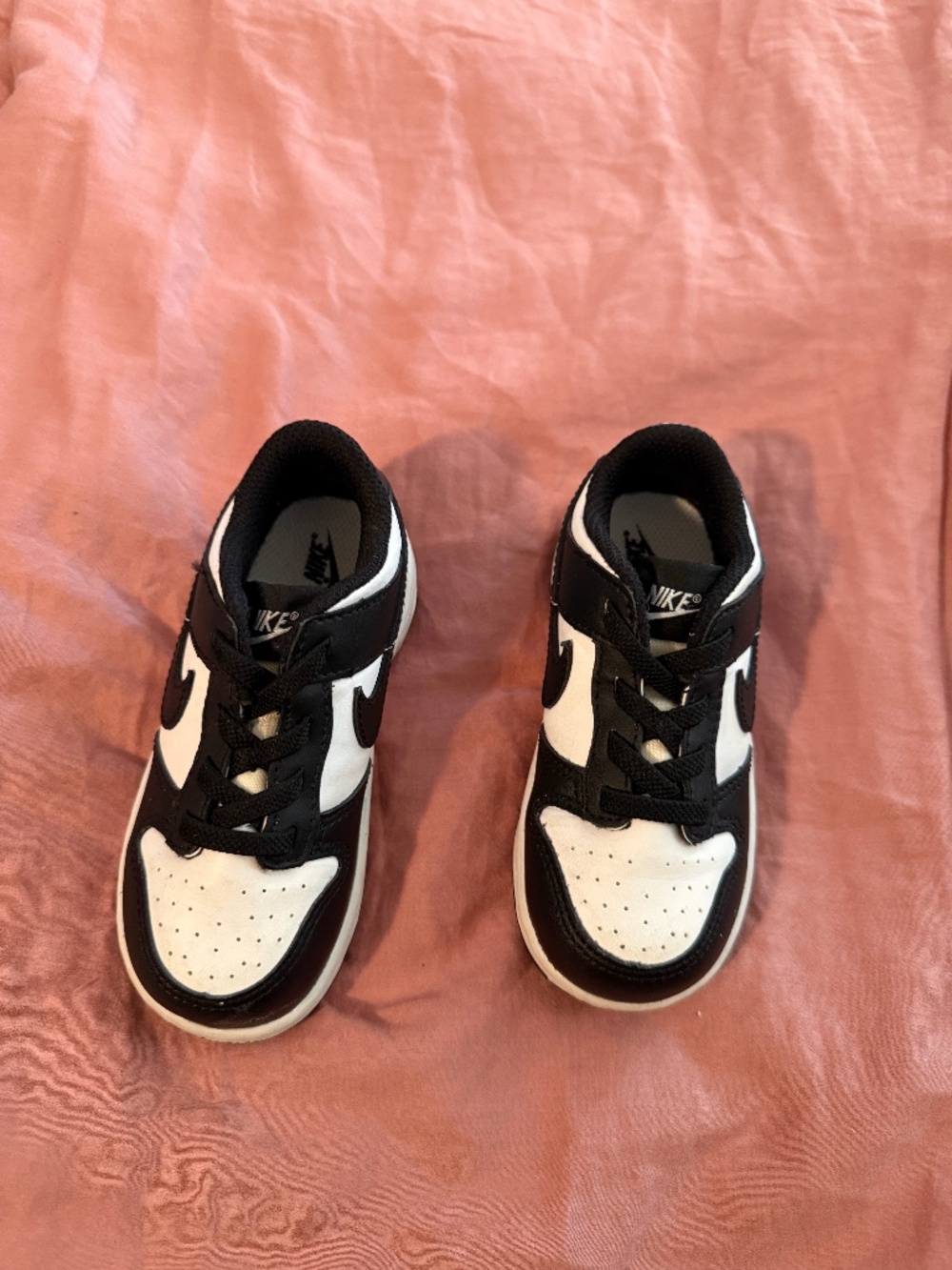 Nike black and white panda sneaker toddler